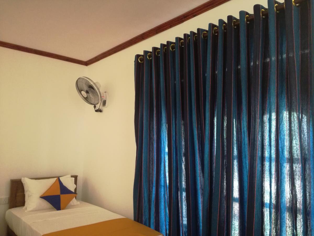Mathews Holiday Resort Habarana Luaran gambar